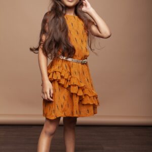 Le Chic Meisjes jurk met ruffel, bliksem en stippen - Caramel